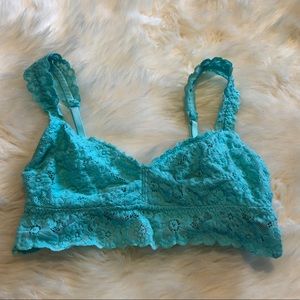 AERIE bralette size S || turquoise color, lace